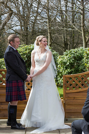 Dundee Wedding Photographer at Doubletree Hilton