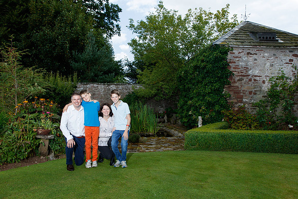 Family Portrait Photographer Dundee