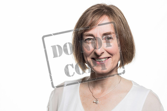 EOS Group Dundee Photography Studio Headshots Ana 2-3