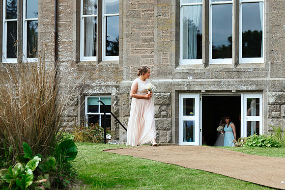 Dundee Wedding Photographer at Kinblethmont House