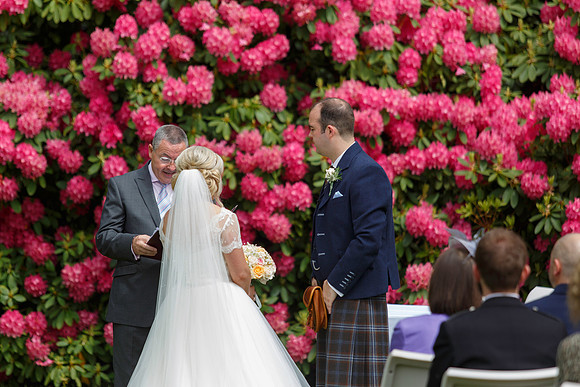 Dundee Wedding Photographer at Kinblethmont House