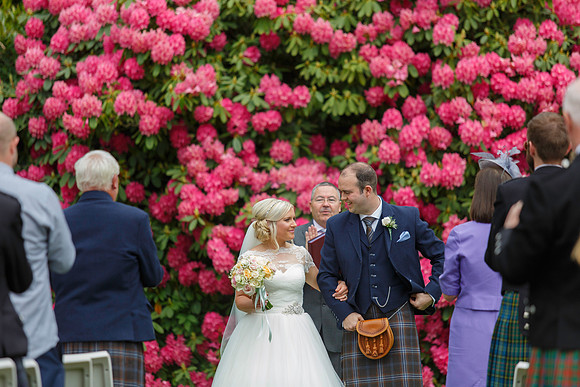 Dundee Wedding Photographer at Kinblethmont House