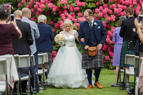 Dundee Wedding Photographer at Kinblethmont House