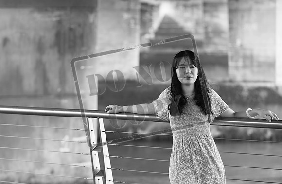 001-Portrait-Photography-Studio-Dundee-Susu-5 bnw