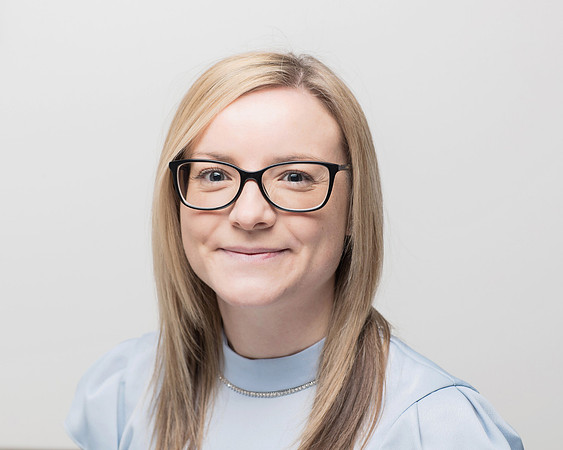 Alba Headshots-31