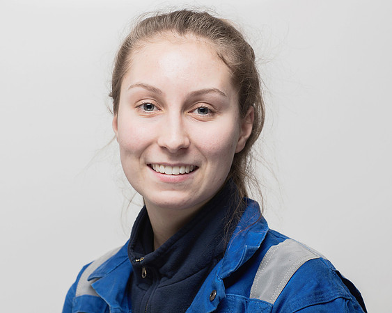 Alba Headshots-82