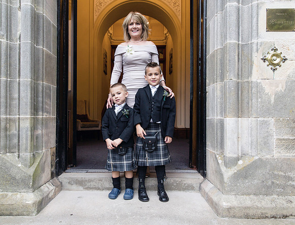Kinnettles Castle Wedding.