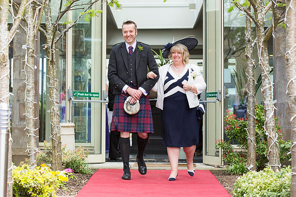Dundee Wedding Photographer at Doubletree Hilton