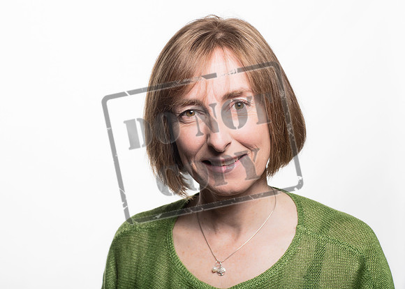 EOS Group Dundee Photography Studio Headshots Ana-25