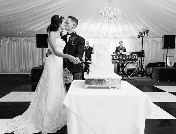 Kinnettles Castle Wedding.