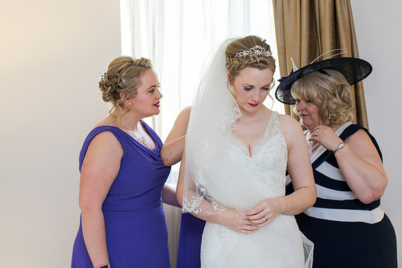 Dundee Wedding Photographer at Doubletree Hilton
