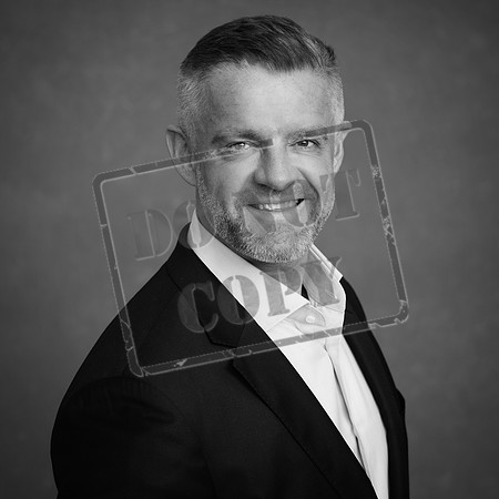Dundee Headshot Photography -3bnw