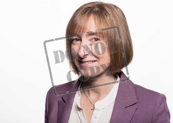 EOS Group Dundee Photography Studio Headshots Ana-18