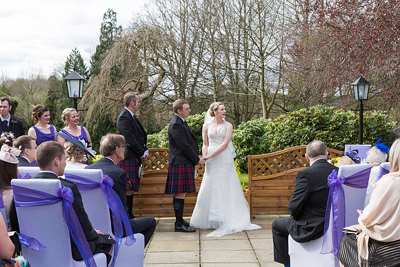 Dundee Wedding Photographer at Doubletree Hilton