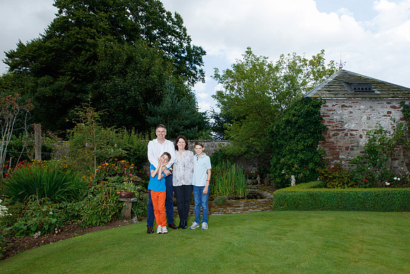 Family Portrait Photographer Dundee