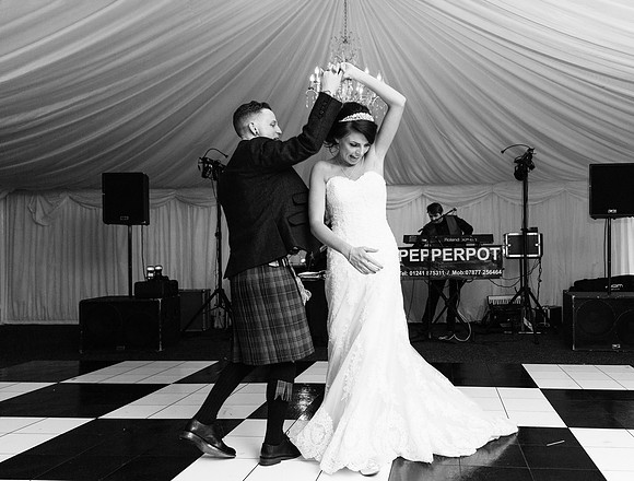 Kinnettles Castle Wedding.